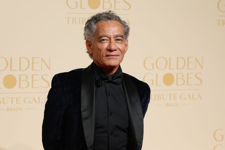 Rio de Janeiro, 19/03/2025 - O ator Chico Díaz participa da primeira edição do Golden Globes Tribute Gala Brazil no Copacabana Palace. Foto: Rovena Rosa/Agência Brasil