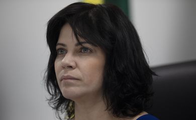 A secretaria executiva, Vânia Vieira, durante entrevista coletiva na sede da CGU