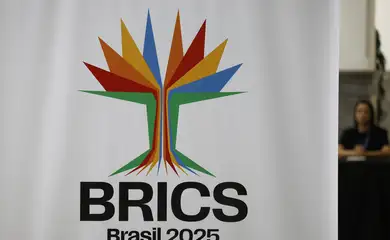 Rio de Janeiro (RJ), 26/04/2025 – Símbolo da Reunião de Chanceleres da Presidência Brasileira do BRICS. Foto: Fernando Frazão/Agência Brasil