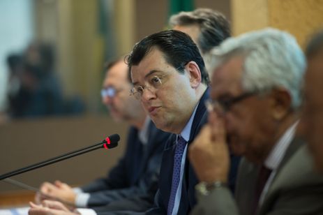 O ministro de Minas e Energia, Eduardo Braga, durante entrevista coletiva, anuncia deliberações da 158ª reunião do Comitê de Monitoramento do Setor Elétrico - CMSE (Marcelo Camargo/Agência Brasil)