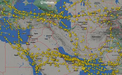 A graphical representation of air traffic shows airspace over Iran and the neighbouring Middle East at 0000 GMT, April 14, 2024. Flightradar24.Com/Handout via REUTERS    THIS IMAGE HAS BEEN SUPPLIED BY A THIRD PARTY NO RESALES. NO ARCHIVES. MANDATORY CREDIT