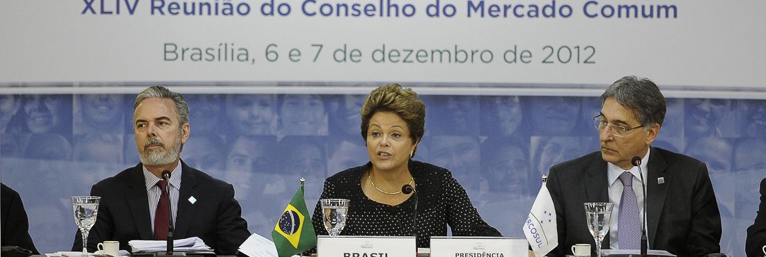 A presidenta Dilma Rousseff participa da Cúpula de Chefes de Estado do Mercosul e Estados Associados
