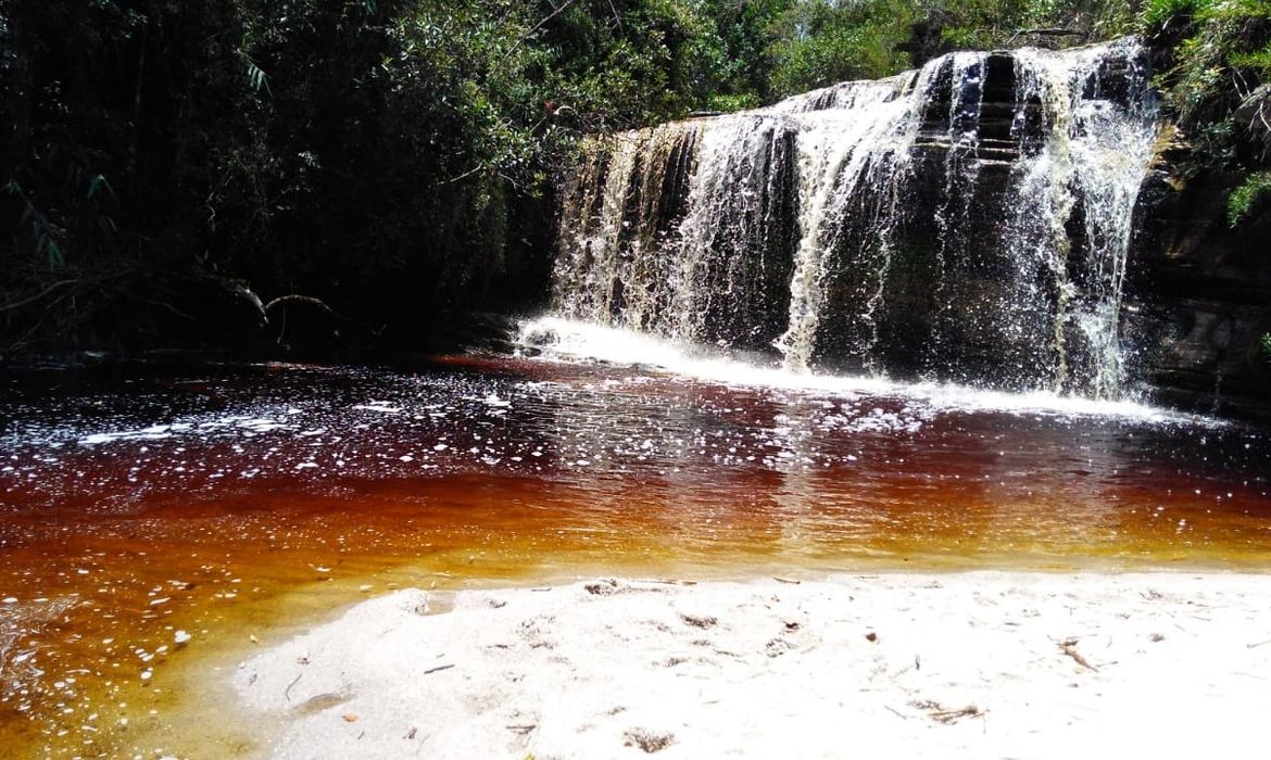 cachoeira da Pedra Furada Parque Estadual do Ibitipoca