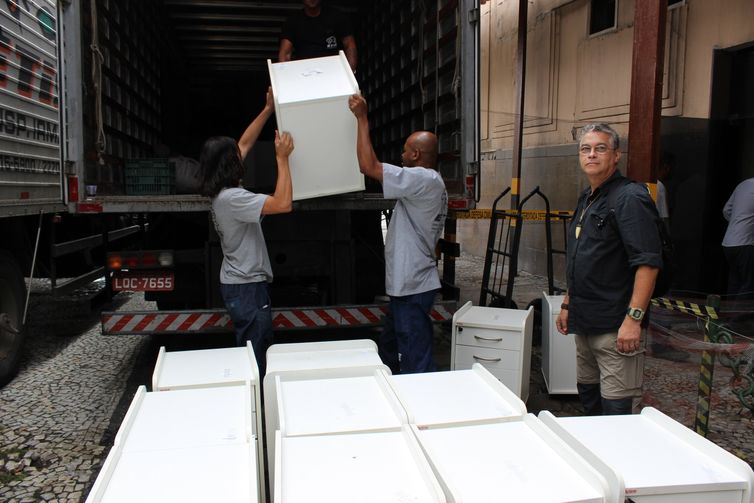 INPI doa mais de mil móveis para ajudar na recuperação do Museu Nacional