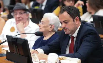 Brasília (DF), 09/04 /2025  - Reunião do Conselho de Ética e Decoro Parlamentar da Câmara dos Deputados para discutir e votar o parecer sobre a representação contra o deputado Glauber Braga (PSOL-RJ).  . Foto: Lula Marques/Agência Brasil
