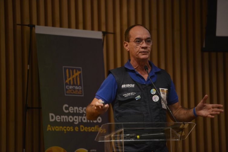 O diretor de pesquisas do IBGE, Cimar Azeredo durante apresentação do balanço do Censo 2022, no Museu do Manhã, no Rio de Janeiro