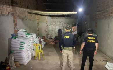 A Polícia Federal, com o apoio da Polícia Rodoviária Federal, deflagrou nesta segunda-feira (29/8) a Operação Terra Infértil
