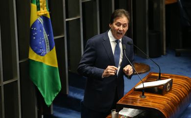 Brasília - Os senador Eunício Oliveira concorre ao cargo de Presidente da Casa (Fábio Rodrigues Pozzebom/Agência Brasil)