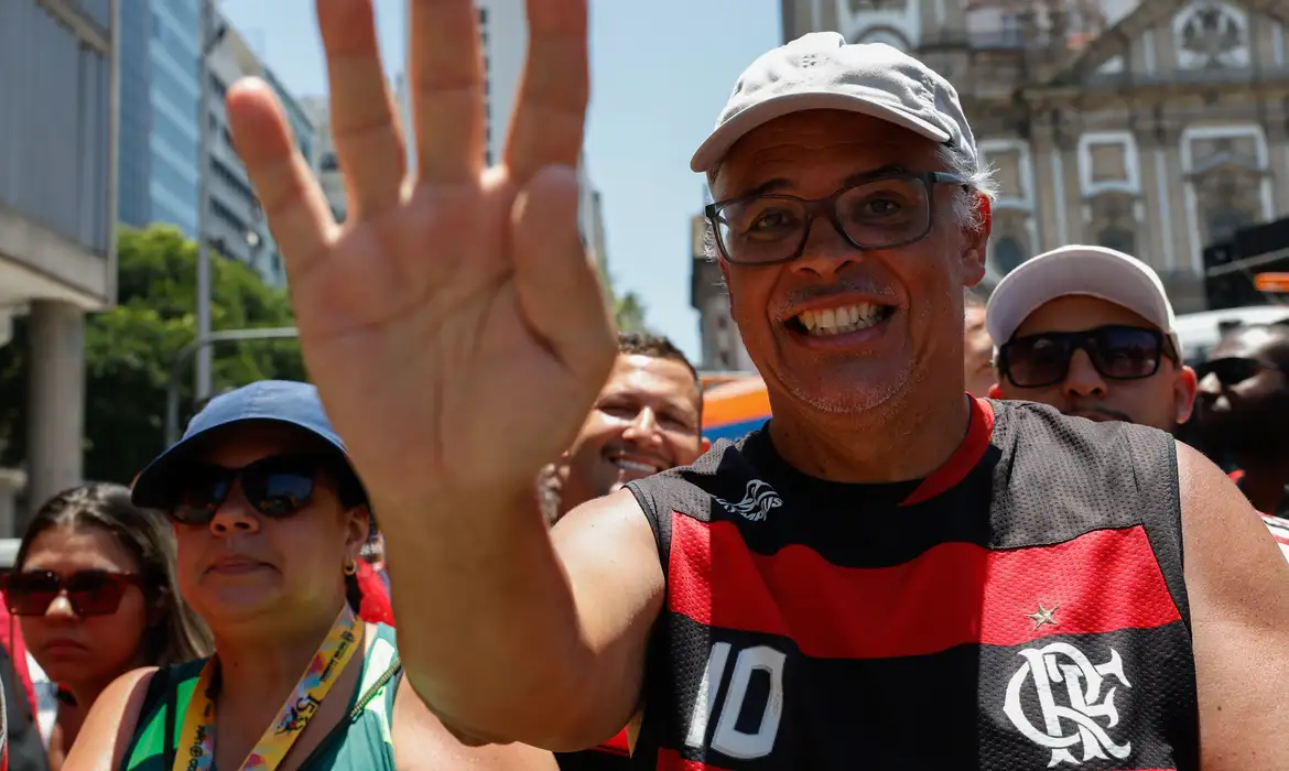 1000004102.jpg?itok=eeEZXvgY