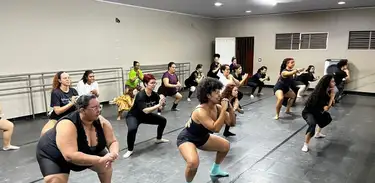 Projeto Mulheres Seguras restagata vítimas de violência por meio da dança