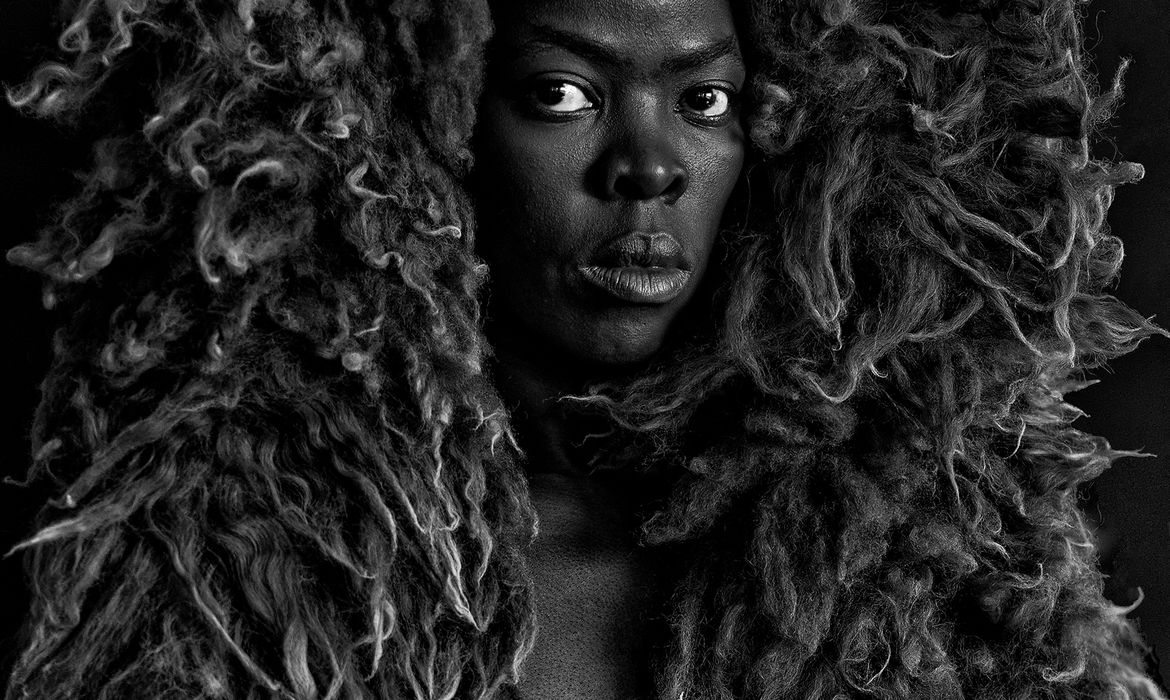 São Paulo- 21/02/2025 -  Exposição da Zanele Muholi, artista e ativista da África do Sul, que se identifica como uma pessoa não binária e é um dos nomes mais aclamados da fotografia atual. Fotos Zanele Muholi