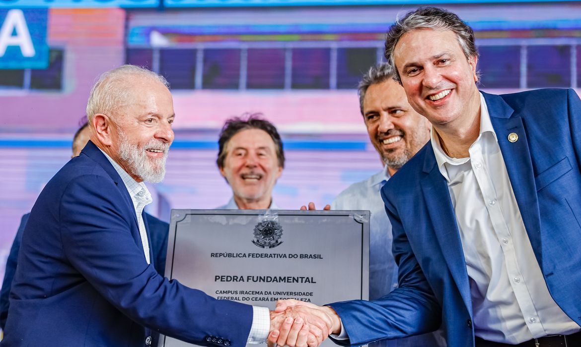 Ceará 20.06.2024 - Presidente da República, Luiz Inácio Lula da Silva, durante a cerimônia de anúncios de investimentos para as instituições federais de educação do Ceará, no Palácio da Abolição. Fortaleza - CE.  Foto: Ricardo Stuckert / PR