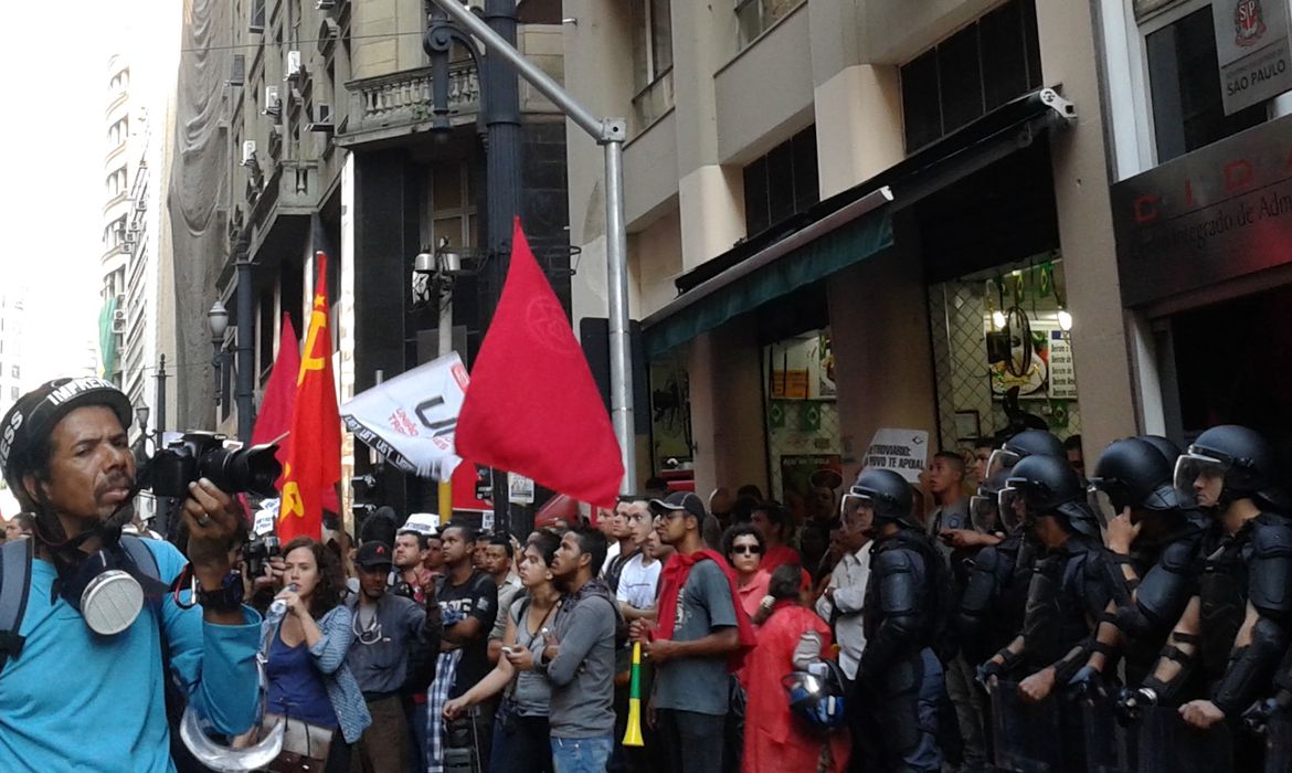 greve metroviários