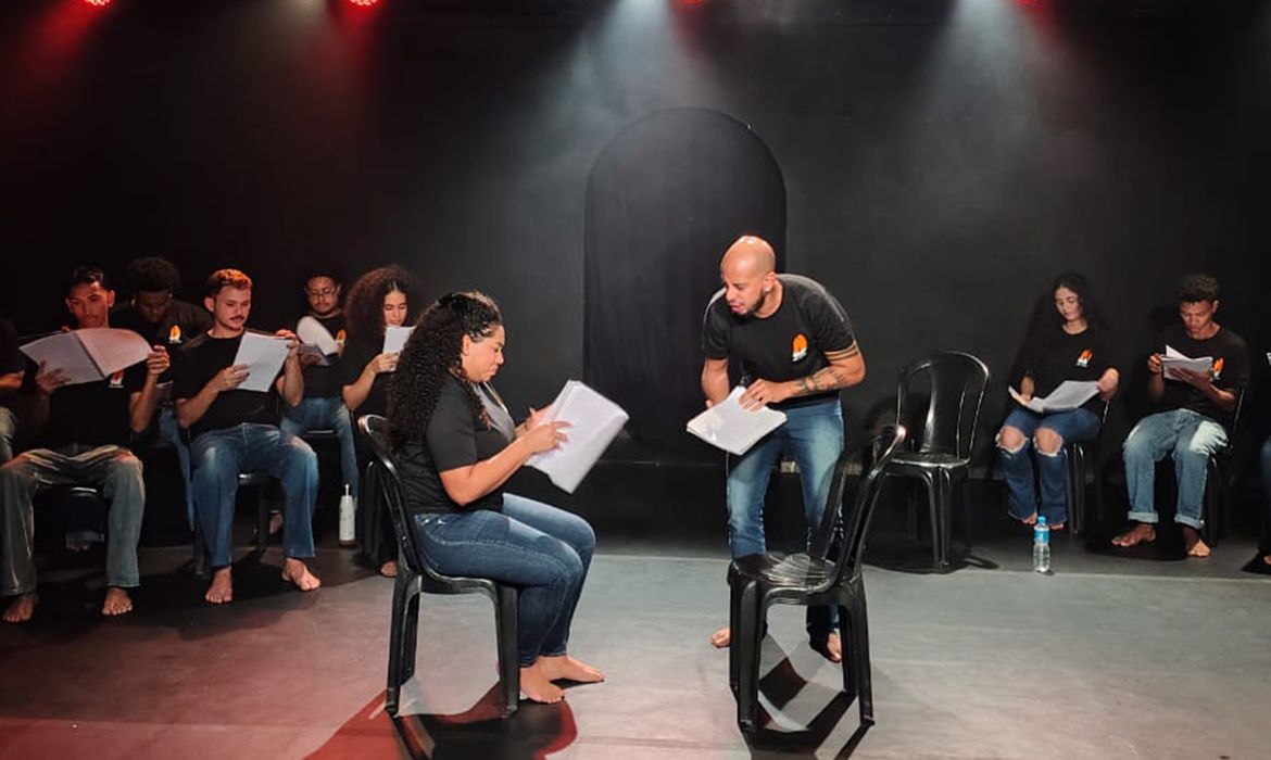 Nós do Morro/Divulgação Rio de Janeiro (RJ) 08/08/2025 - Apresentação do grupo de teatro Nós do Morro. Foto: Nós do Morro/Divulgação