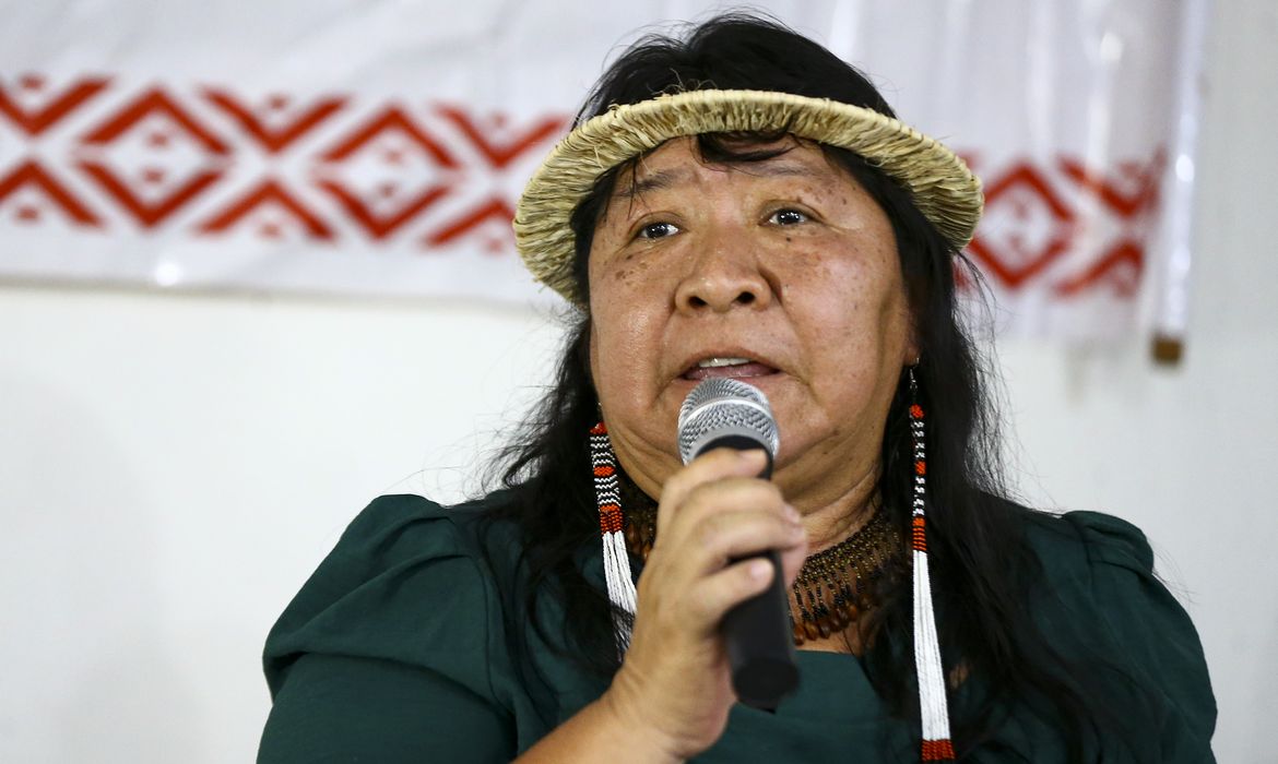 Atalaia do Norte (AM), 27/02/2023 - A presidente da Funai, Joênia Wapichana, durante visita a União dos Povos Indígenas do Vale do Javari (Univaja), para anunciar a retomada de ações de proteção a povos indígenas.