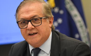 O ministro da Educação, Ricardo Vélez, participa de audiência pública na Comissão de Educação da Câmara dos Deputados.