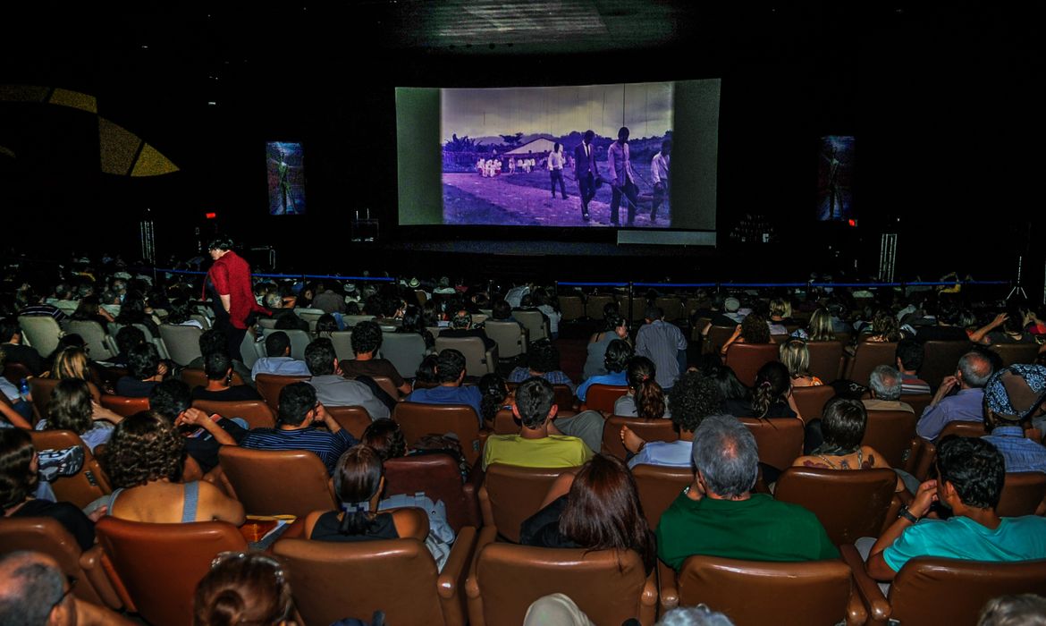 São Paulo (SP) - Mostra Internacional de Cinema exibe 360 filmes na capital paulista
Evento começa em 19 de outubro e vai até 1º de novembro. Foto: Renato Araujo/Agência Brasil