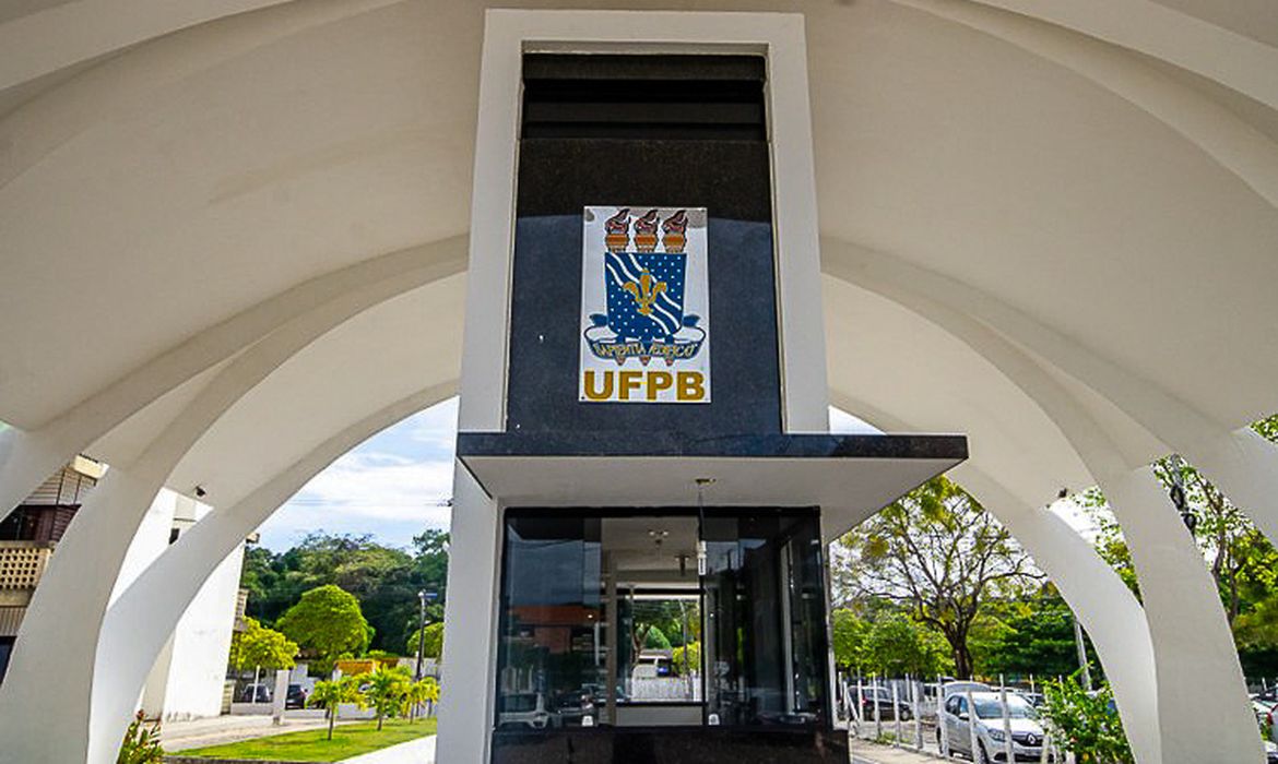 Facahada da  Universidade Federal da Paraíba (UFPB)