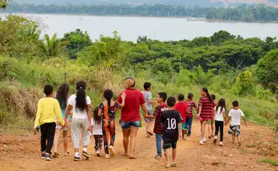 Rio de Janeiro (RJ) 13/01/2025 - imersão na floresta crianças e adolescente do projeto aldeias visitam o rio Xingu
Foto: Projeto Aldeias/Divulgação/Arquivo