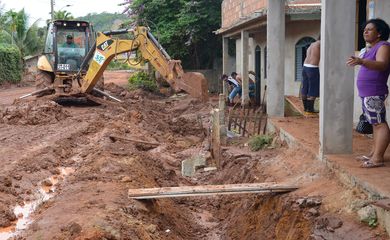 Barra Longa(MG) - A cidade de Barra Longa/MG, atingida pela enxurrada de lama tóxica proveniente do rompimento da barrragem tenta se recuperar dos transtornos causados pelo incidente (Antonio Cruz/Agência Brasil)