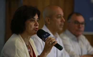 Fiocruz apresenta os resultados de estudo que avaliou os impactos imediatos do desastre da mineradora Vale em Brumadinho. Na foto, a presidente da Fiocruz, Nísia Trindade Lima. 
