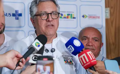 Brasília (DF), 18/09/2025 – O ministro da Saúde, Alexandre Padilha, lança a nova linha de cuidado para pessoas com Transtorno do Espectro Autista (TEA). O documento orienta sobre diagnóstico, assistência e encaminhamento aos serviços do SUS.
Foto: José Cruz/Agência Brasil