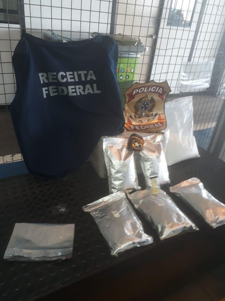 A droga procedente de Roma, com origem na China, estava entre os itens de produtos importados
