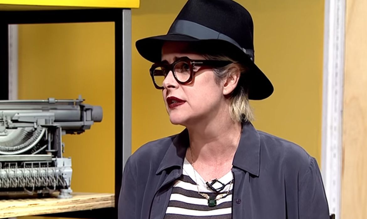 Escritora Fernanda Young, participa do programa Trilha de letras da TV Brasil