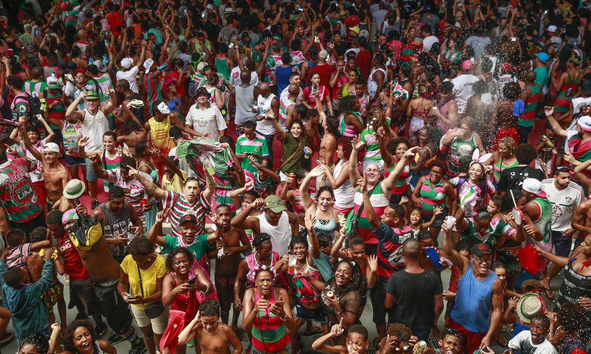 A Estação Primeira de Mangueira é a grande campeã do carnaval carioca