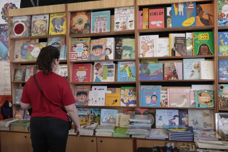 São Paulo (SP), 17/06/2024 - Feira do Livro 2025 no Pacaembu em São Paulo. Foto: Paulo Pinto/Agência Brasil