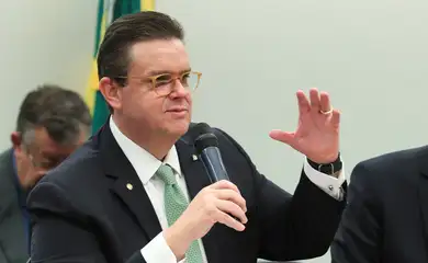 Brasília (DF), 10/06/2025  - Ministro da Previdência Social, Wolney Queiroz, fala sobre a agenda estratégica do ministério e irregularidades no INSS, em audiência pública nas comissões de Defesa dos Direitos da Pessoa Idosa; e da Previdência.  Foto: Lula Marques/Agência Brasil