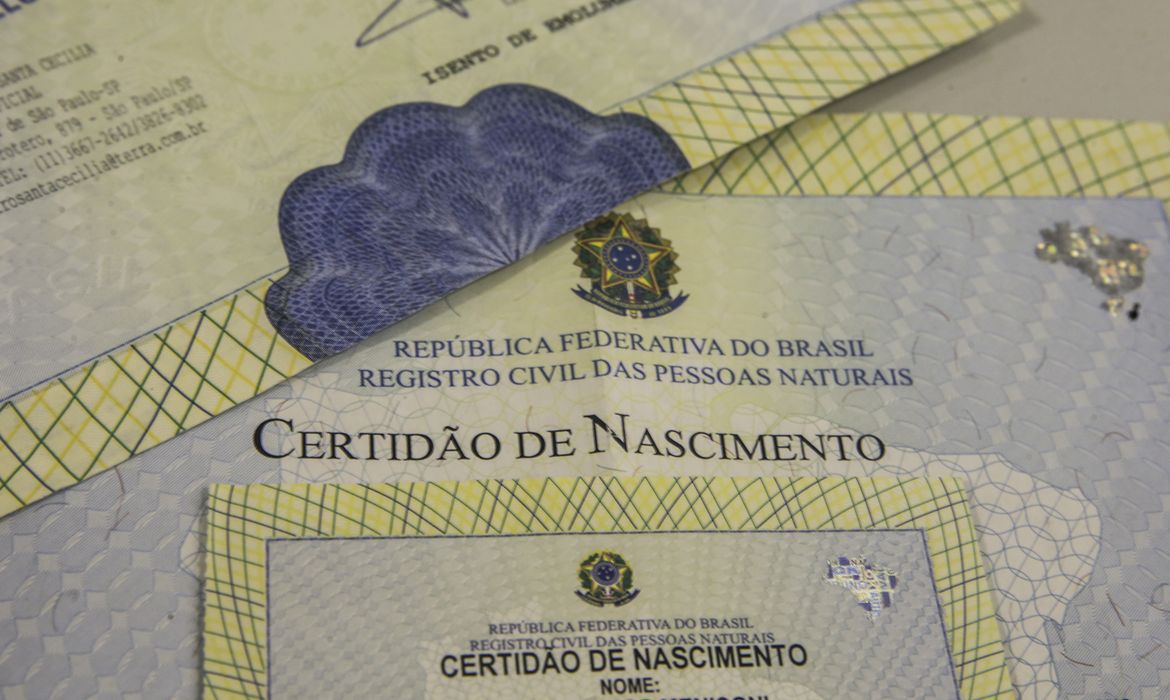Em apenas 4 meses, 57 mil recém-nascidos foram registrados sem o nome do pai asomadetodosafetos.com - Em apenas 4 meses, 57 mil recém-nascidos foram registrados sem o nome do pai