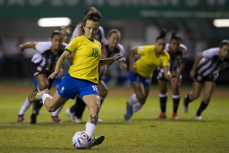 Meia-atacante Rafa Levis marcas duas vezes na vitória por 5 x 0 sobre Costa Rica - Mundial Sub 20 Feminino