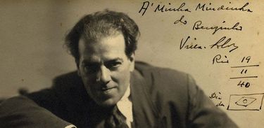 Villa-Lobos, em 19 de novembro de 1940 (imagem com dedicatória escrita à esposa, Arminda) 