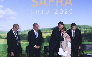 O presidente Jair Bolsonaro e a ministra da Agricultura, Tereza Cristina, durante lançamento do Plana Safra 2019/2020 em cerimônia no Palácio do Planalto. 