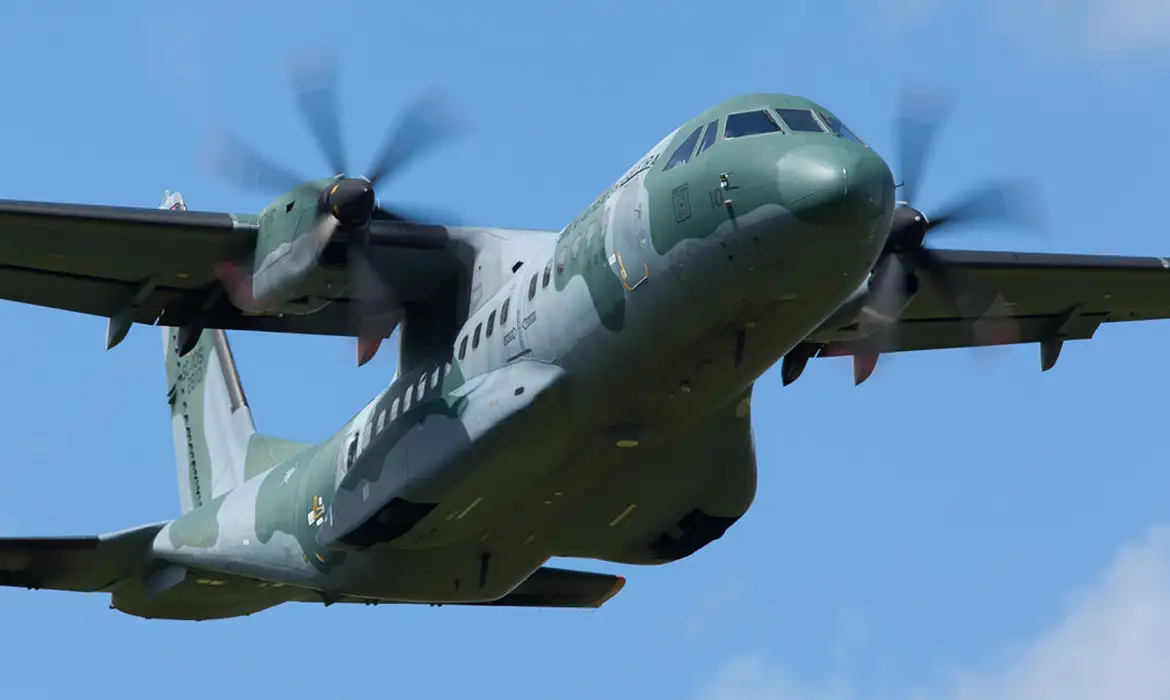 FAB busca aeronave desaparecida em Roraima