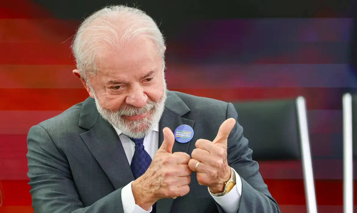 04/02/2026 - Brasília - Presidente da República, Luiz Inácio Lula da Silva, durante cerimônia de assinatura do Pacto Brasil de Enfrentamento ao Feminicídio. Palácio do Planalto. Brasília (DF) - Brasil. Foto: Fabio Rodrigues-Pozzebom/Agência Brasil