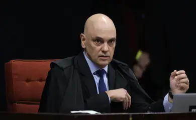 Brasília (DF) 03/09/2025 O ministro relator Alexandre de Moraes no segundo dia de sessão do STF do julgamento dos primeiros oito réus da trama golpistaFoto: Fabio Rodrigues-Pozzebom/ Agência Brasil