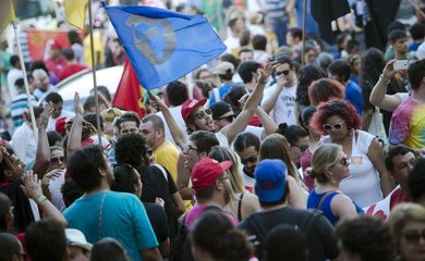 Porto Alegre/RS -  Marcha de abertura do Fórum Social Temático percorre as ruas do centro de Porto Alegre (Marcelo Camargo/Agência Brasil)
