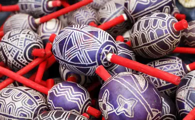 Brasília (DF), 07/04/2026 - Artesanato indígena no Acampamento Terra Livre 2026. Foto: Bruno Peres/Agência Brasil