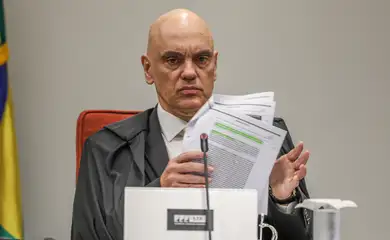 Brasília (DF), 10/06/2025 - O ministro do Supremo Tribunal Federal (STF) Alexandre de Moraes começa a ouvir os réus do núcleo 1 na ação da trama golpista, os interrogatórios ocorrerão presencialmente na sala de julgamentos da primeira turma da corte
Foto: Valter Campanato/Agência Brasil