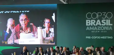 A ministra do Meio Ambiente e Mudança do Clima, Marina Silva, e a ministra dos Povos Indígenas, Sônia Guajajara, participam da abertura da Pré-COP30