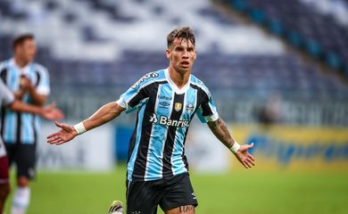 Ferreirinha marcou um dos gols da vitória do Grêmio por 2 a 0 sobre Caxias no GAúcho - em 09/05/2021