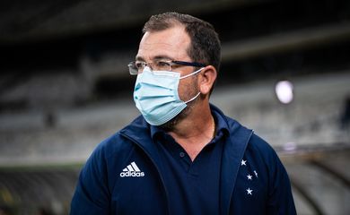 O técnico do Cruzeiro, Enderson Moreira