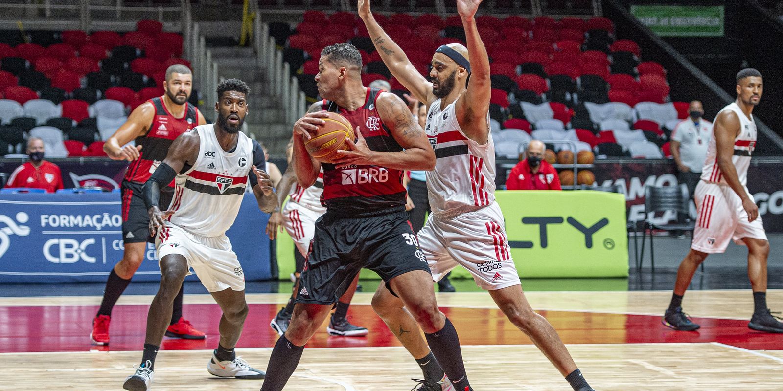 Flamengo Volta A Bater São Paulo E Abre Vantagem Na Final Do NBB