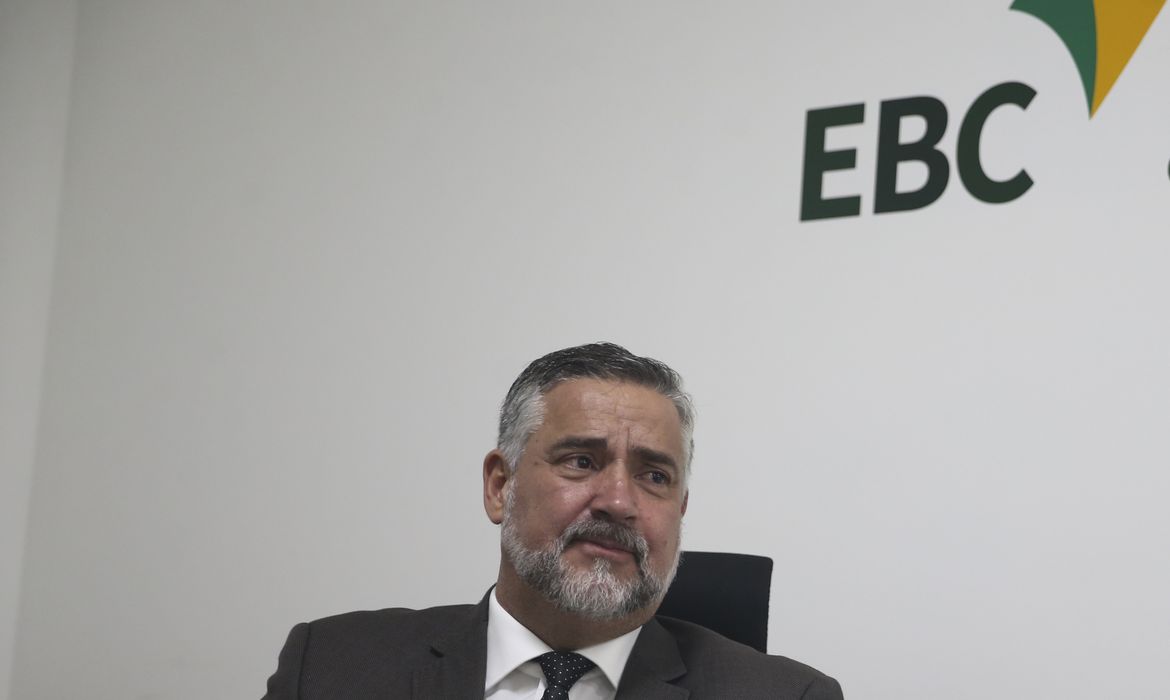 O ministro da Secretaria de Comunicação Social da Presidência, Paulo Pimenta, visita a EBC