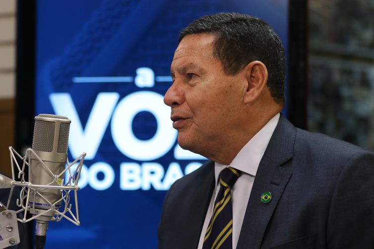 O Vice-Presidente da República, Hamilton Mourão, participa do programa A Voz do Brasil
