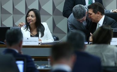 Brasília (DF) 06/06/2023 Senadora e relatora da CPMI do golpe, Eliziane Gama, leu o seu plano de trabalho ao colegiado. Foto Lula Marques/ Agência Brasil.