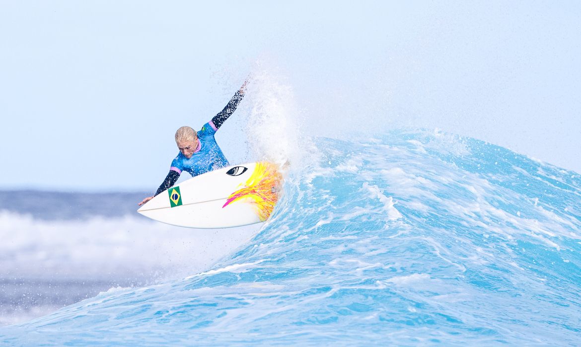 tati weston webb, surfe, jogos de paris