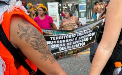 Brasília (DF) 14/11/2025 – Protesto na entrada principal da COP30.
Foto: Gabriel Corrêa/Rádio Nacional